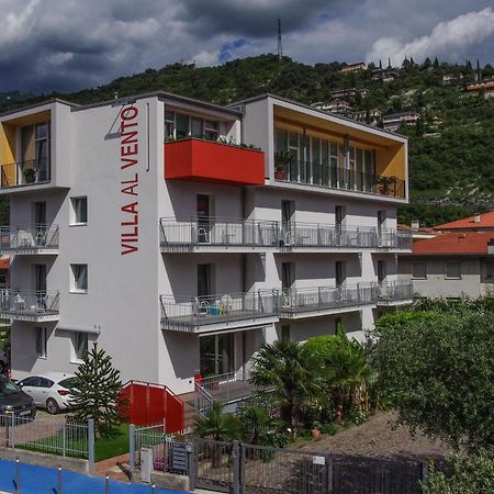 Hotel Villa Al Vento Torbole Sul Garda ภายนอก รูปภาพ