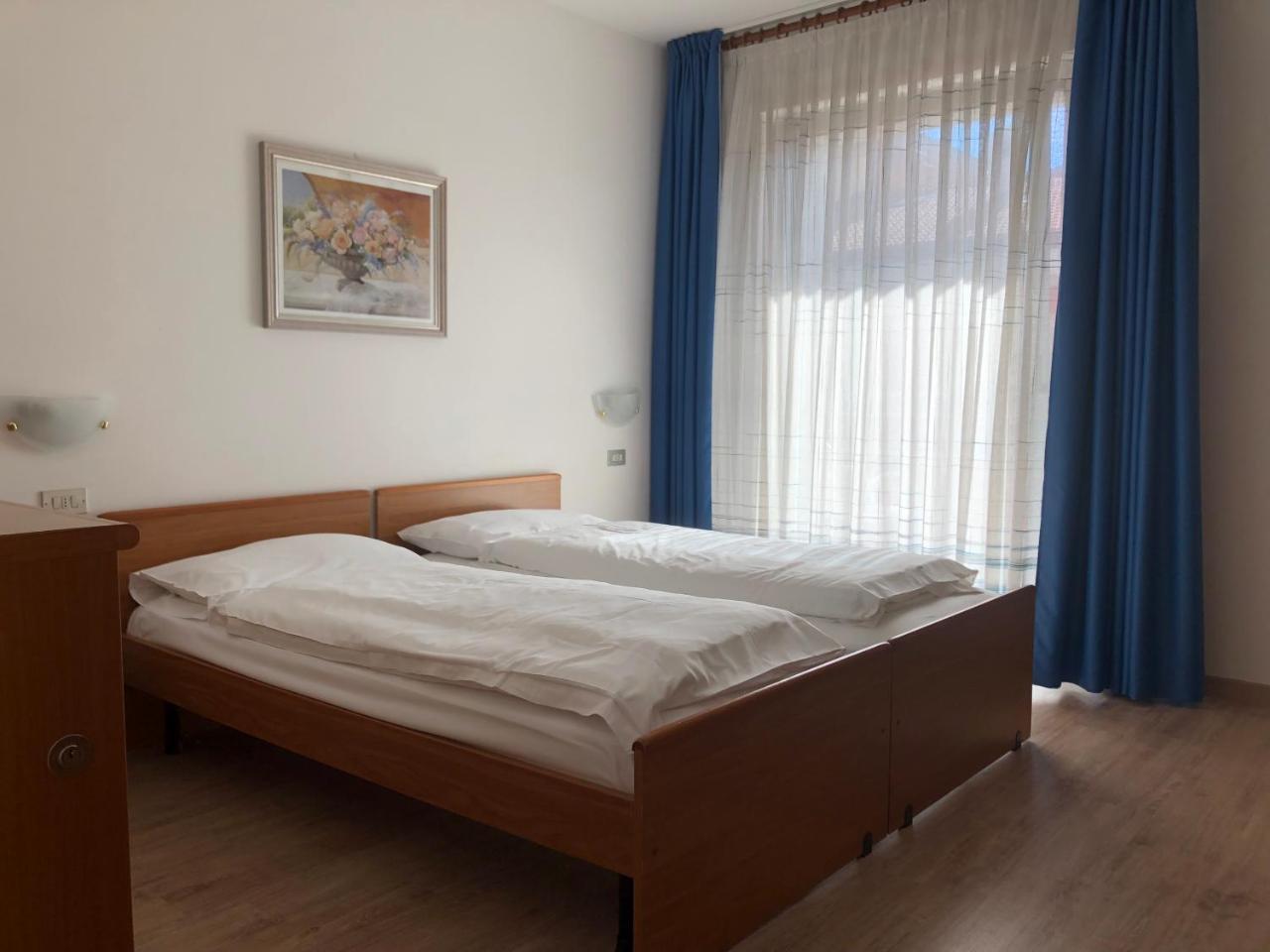 Hotel Villa Al Vento Torbole Sul Garda ภายนอก รูปภาพ