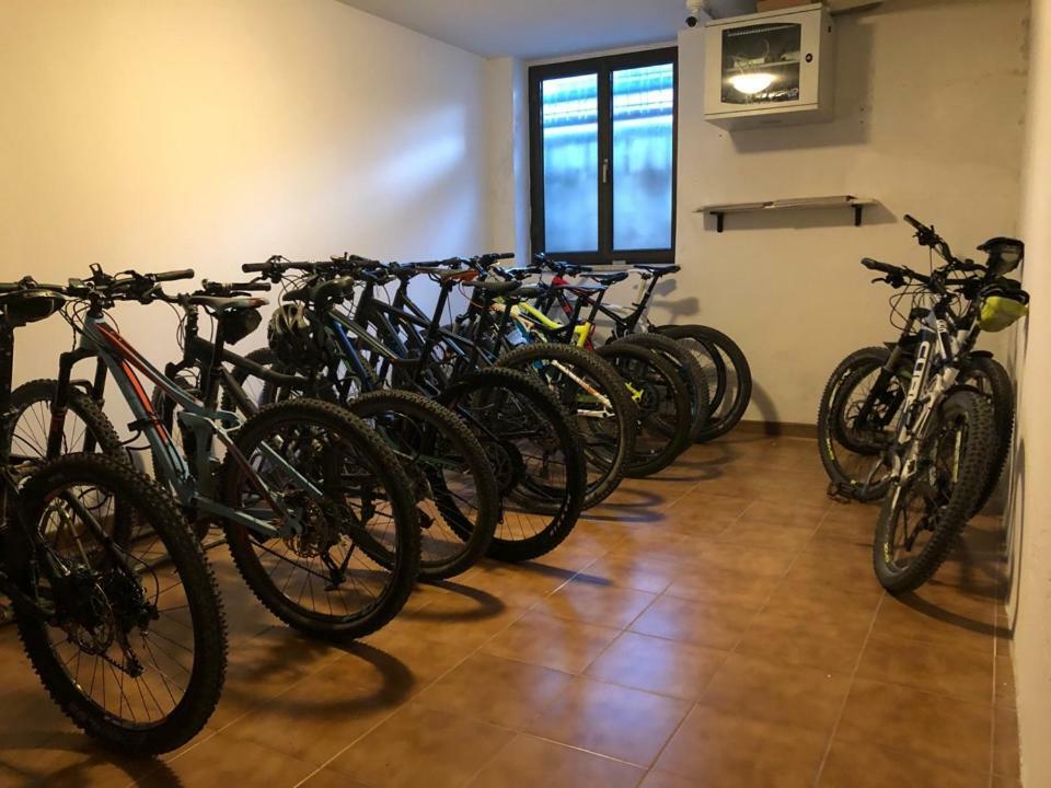 Hotel Villa Al Vento Torbole Sul Garda ภายนอก รูปภาพ